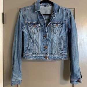 American Eagle jean jacket size medium